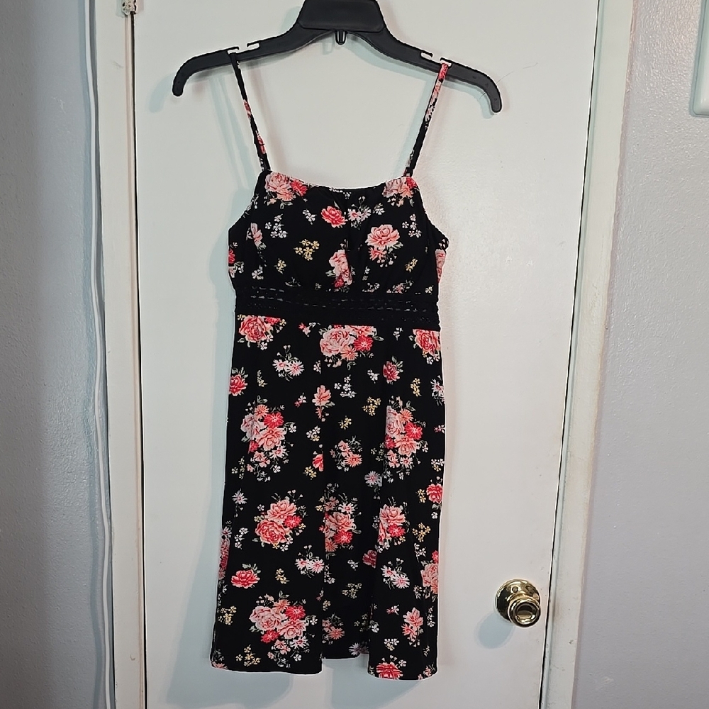 No Bounderies Floral Dress